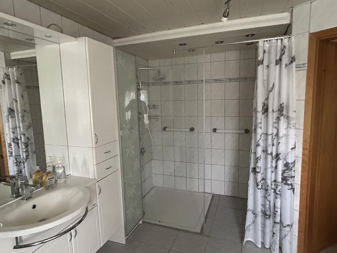 Dusche