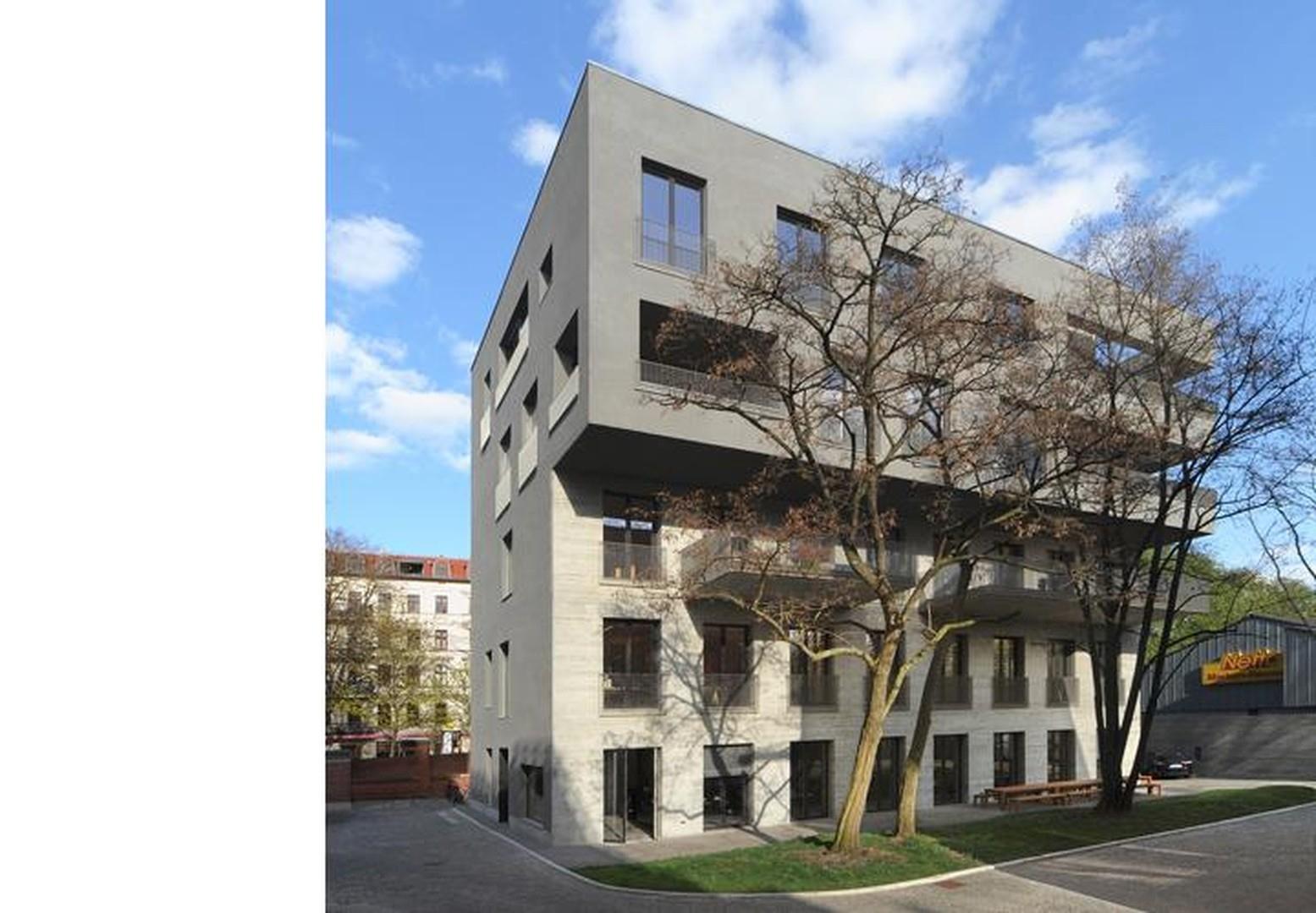 Haus 9 (wir sind im 1.OG)