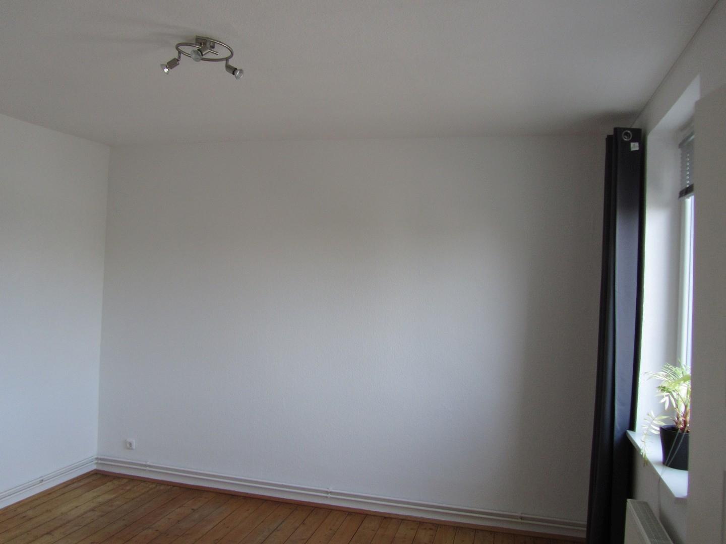 Schlafzimmer o. Arbeitszimmer