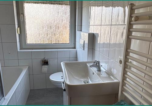 Badezimmer im Obergeschoss