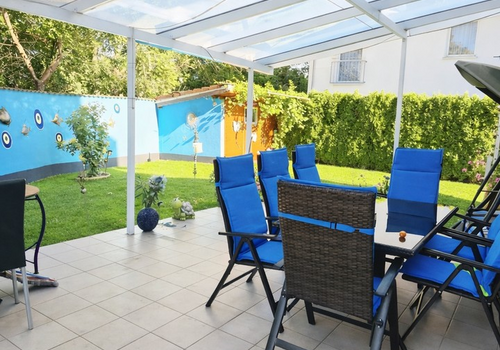 Großzügige Terrasse