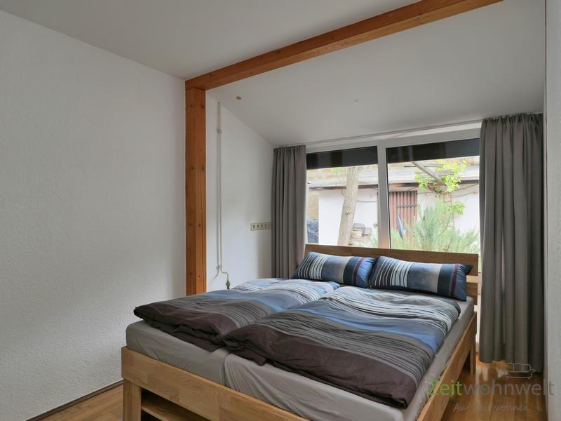 Blick ins Schlafzimmer