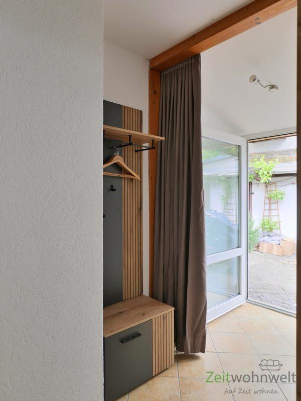 Hauseingang und Garderobe