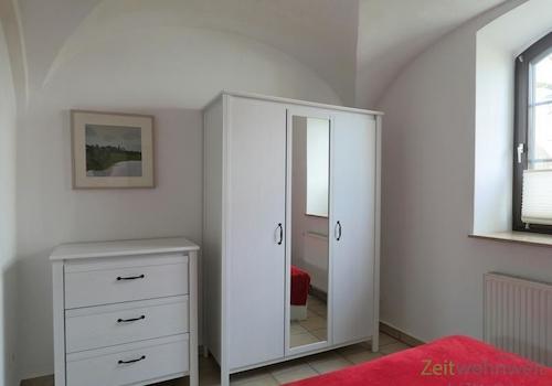 Kommode und Kleiderschrank