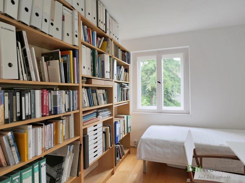 Blick ins rechte Zimmer