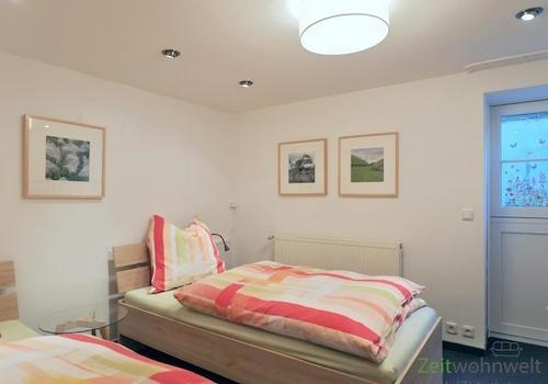 Blick ins Schlafzimmer