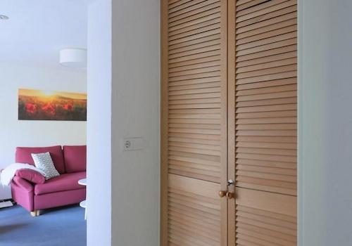 Kleiderschrank im Zwischenflur