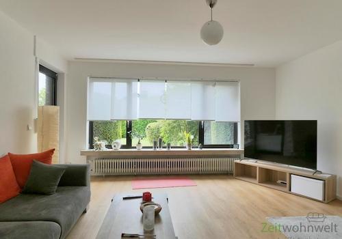 Blick ins Wohnzimmer