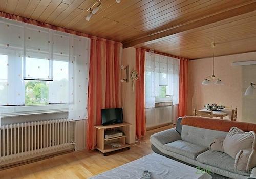 Blick ins Wohnzimmer