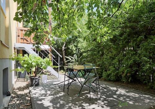 eigene Terrasse