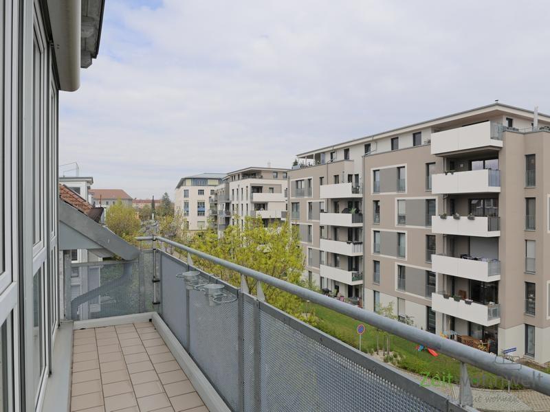 Balkonausblick im April