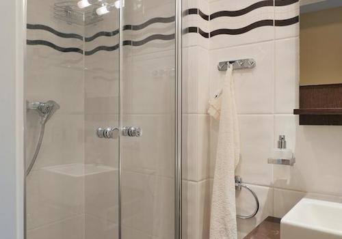 Dusche im Bad