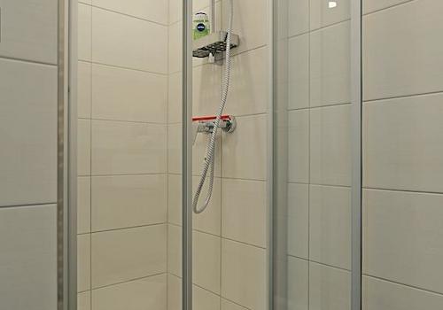 moderne Dusche