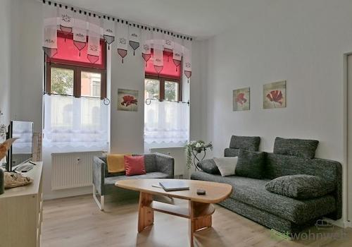 Blick ins Wohnzimmer