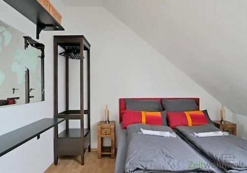 Blick ins Schlafzimmer
