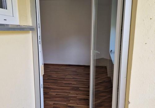 Balkontür im Schlafzimmer