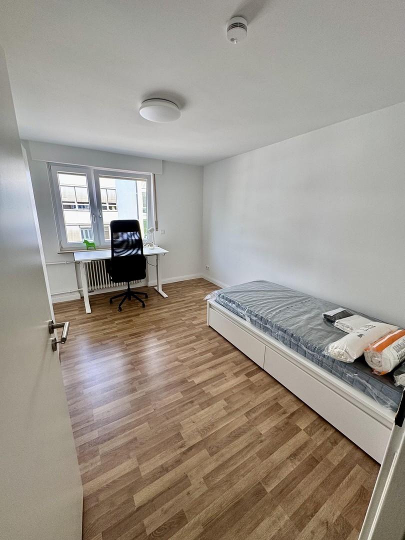 Zimmer 3 Bild ähnlich 
