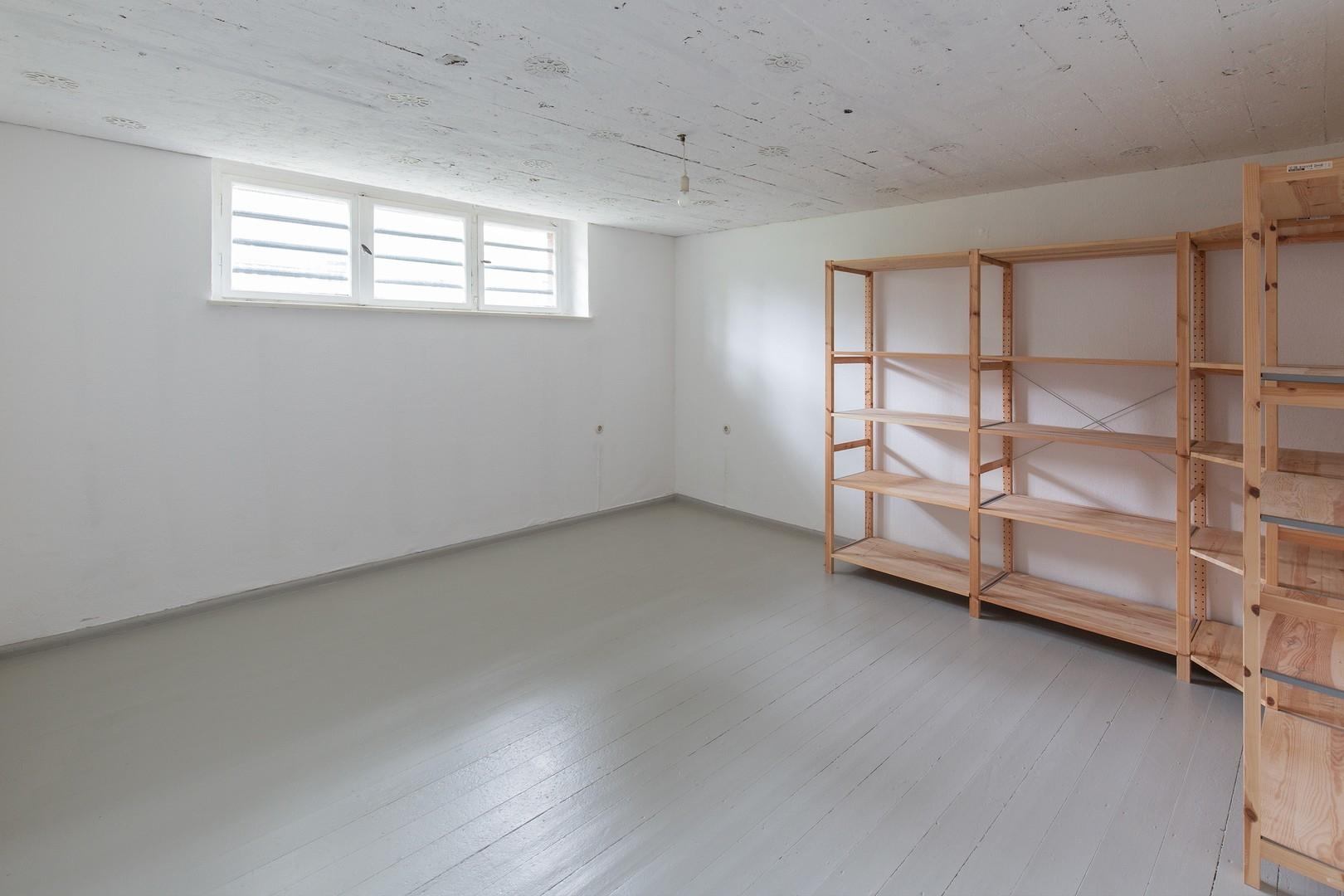 Viel Platz und Licht im Keller