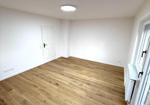 Wohnzimmer unmöbliert
