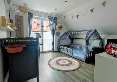 Zimmer 2 (Kinderzimmer)