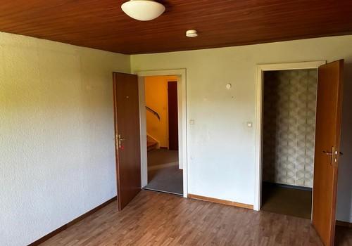 OG Schlafzimmer Bild 1