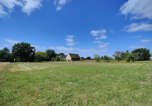 große Hauswiese