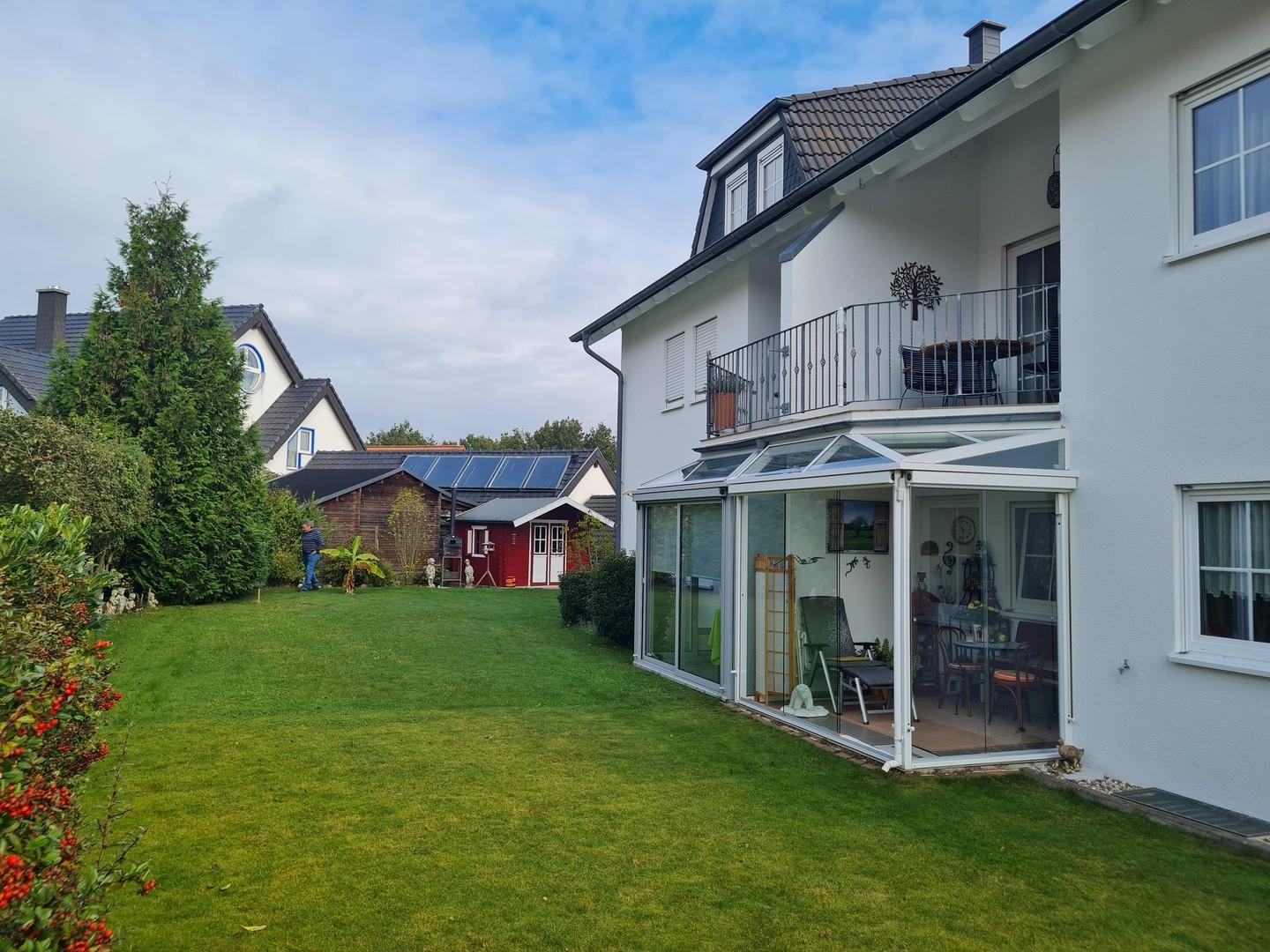 Hausansicht vom Garten
