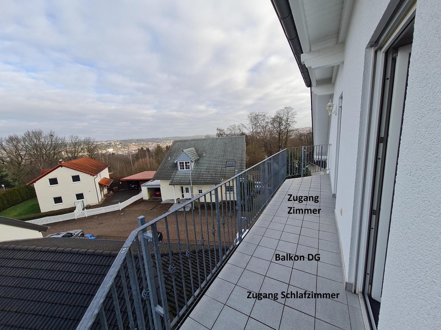 Balkon OG