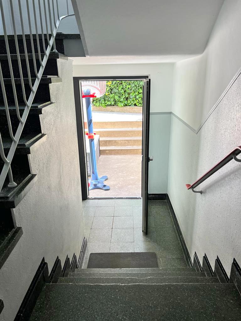 2_Treppenhaus_1