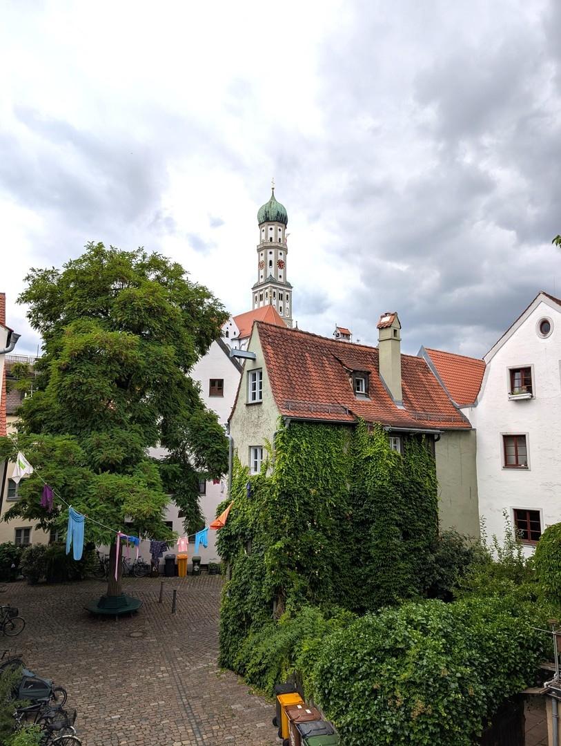 Blick auf das Schmalste Haus 
