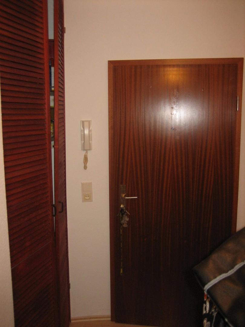 Eingangsbereich mit EB-Schrank