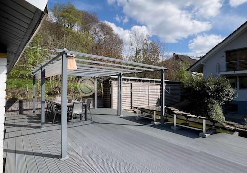 Terrasse am Gartenhaus
