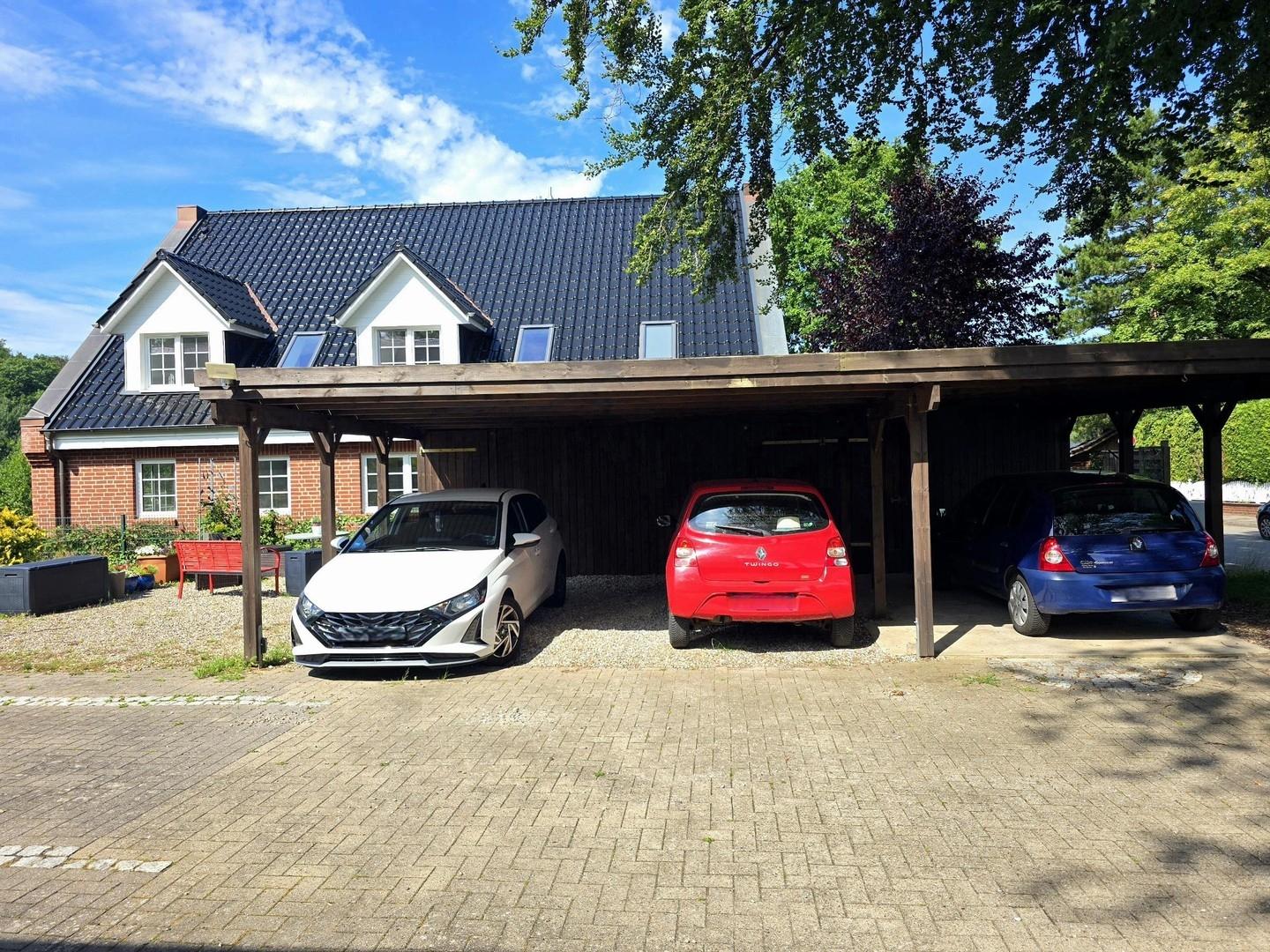 3 Carports / Westen