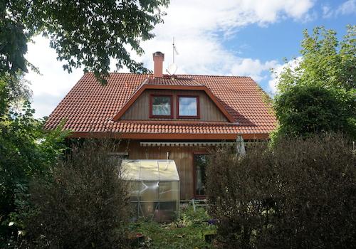 Hausrückseite