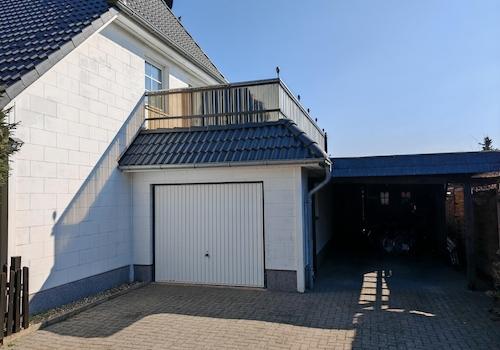 Garage und Dachterrasse
