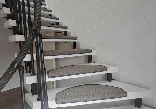 Treppe in das DG
