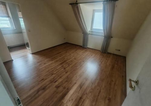 Schlafzimmer mit Ankleide