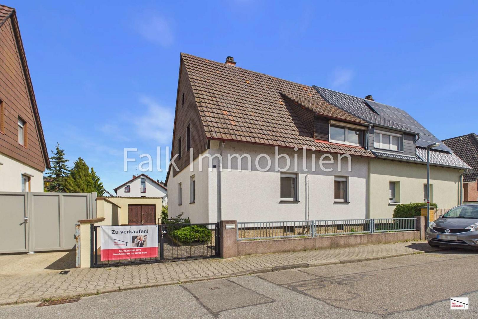 Hausansicht Straßenseite