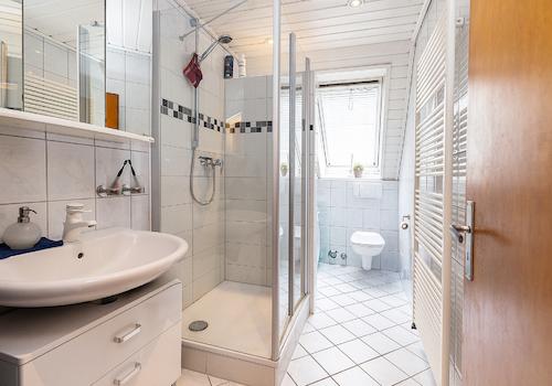 Badezimmer DG