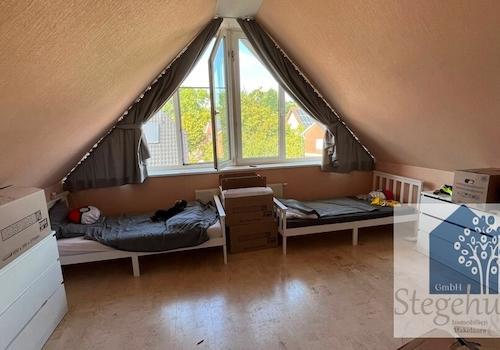 Schlafzimmer 4