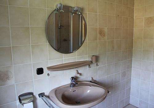 OG Badezimmer 3
