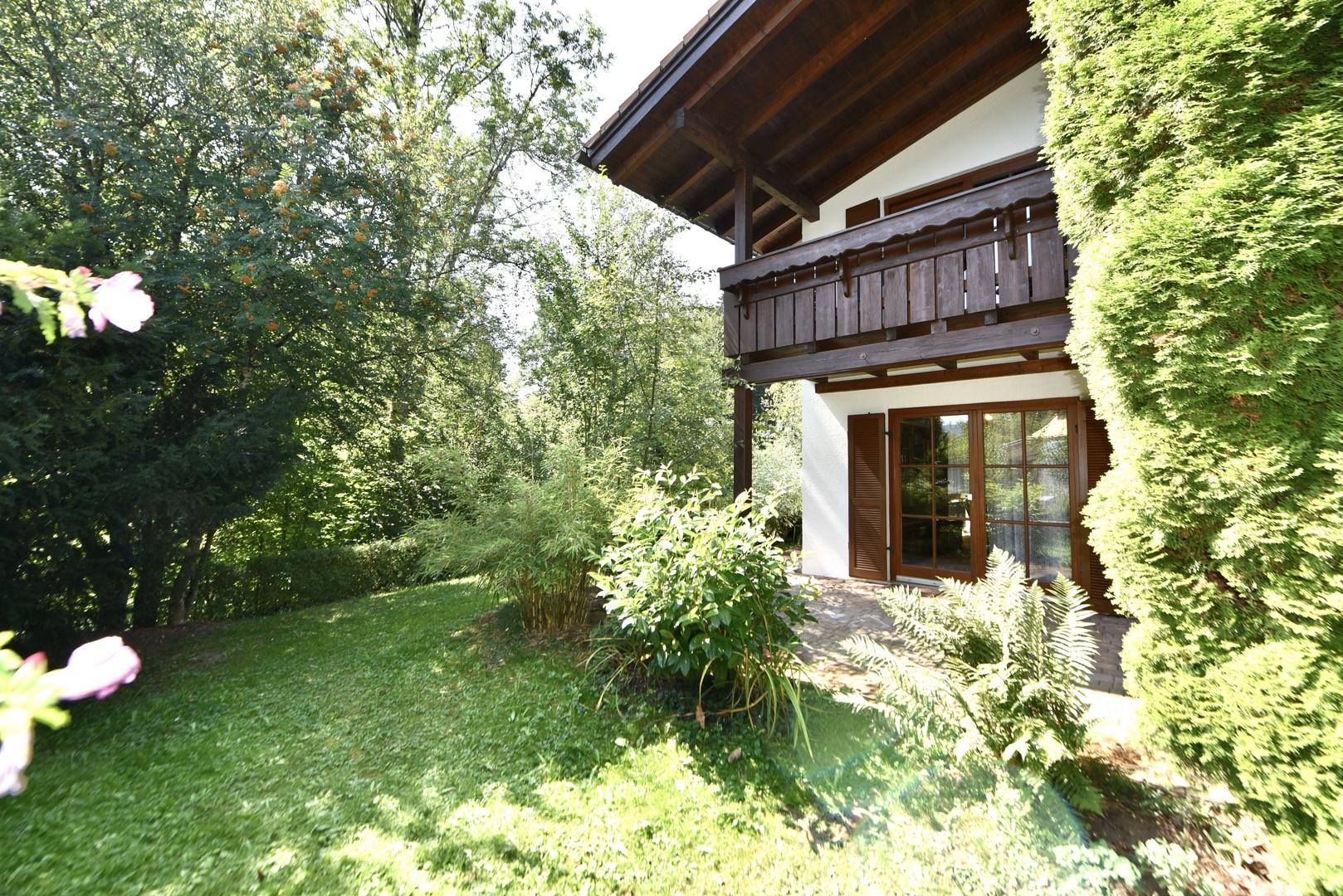 Garten mit Terrasse