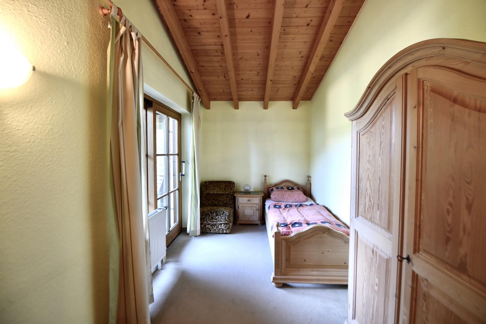 Kinderzimmer mit Balkon