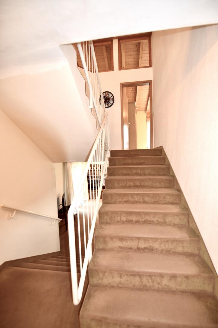 Treppe zu den Schlafräumen
