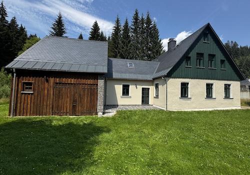 Nebenhaus -Terrasse- Wohnhaus