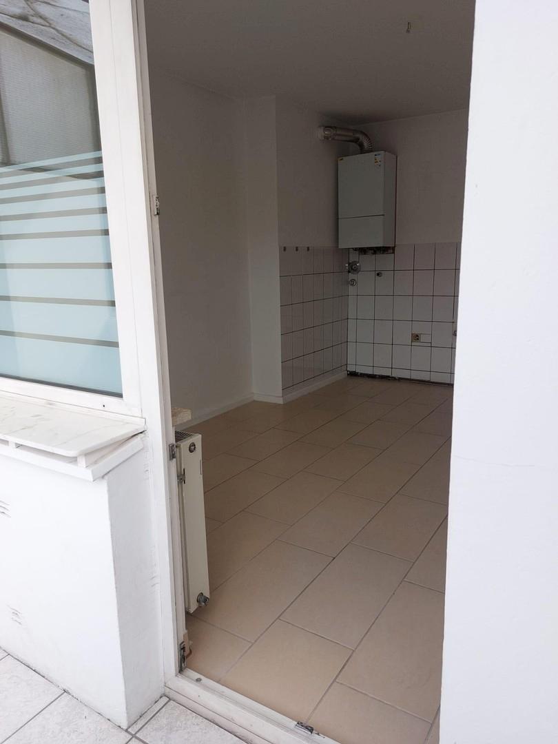 Blick vom Balkon in die Küche