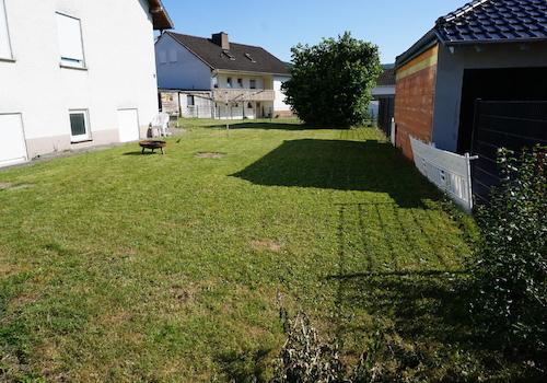 Weiterer Blick auf das Grundstück
