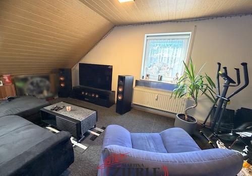 17- Wohnzimmer DG