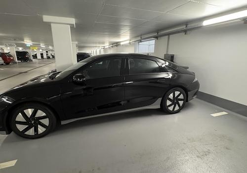 Tiefgarage (optional)