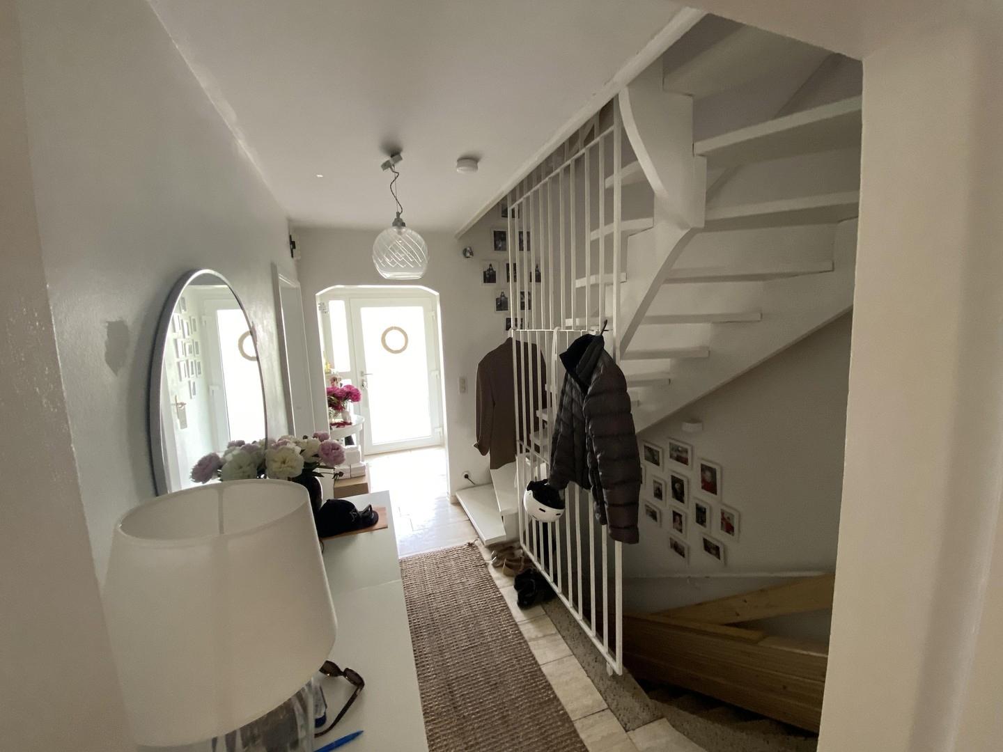 Eingang / Treppe